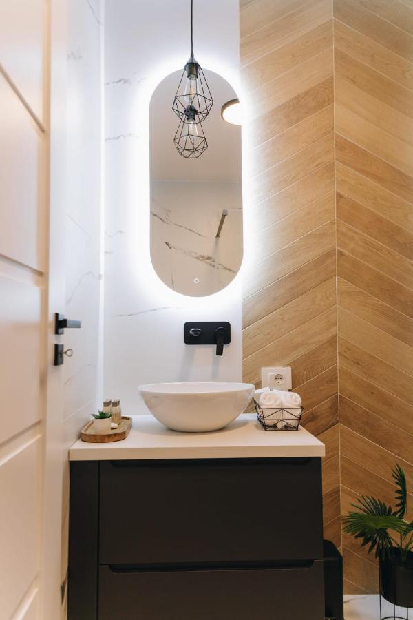 Tulip Apartment ออราแด ภายนอก รูปภาพ